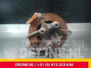 Mercedes Sprinter Achsschenkel rechts vorne O52319 foto 2