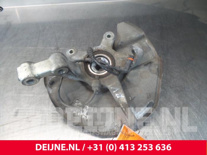 Mercedes A-Klasse Knuckle, front right O52322