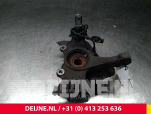 Opel Corsa Achsschenkel rechts vorne O52351 foto 2
