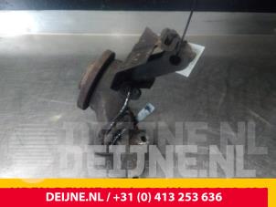 Fiat Scudo Achsschenkel rechts vorne O52447 foto 2