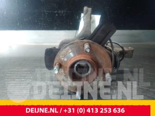 Nissan NV200 Fusee rechts-voor O52457 foto 2