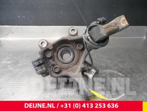 Nissan NV200 Achsschenkel rechts vorne O52459 foto 2