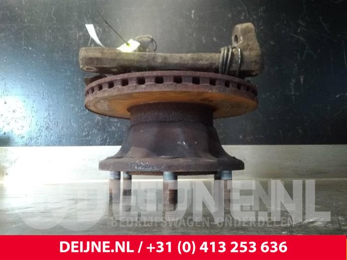 Iveco New Daily Fusee rechts-voor O52477
