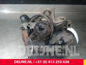 Toyota Dyna Achsschenkel rechts vorne O52578 foto 3
