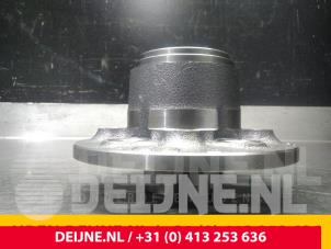 Hyundai H200 Radlager vorne O52594 foto 2