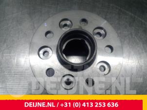 Hyundai H200 Radlager vorne O52594 foto 3