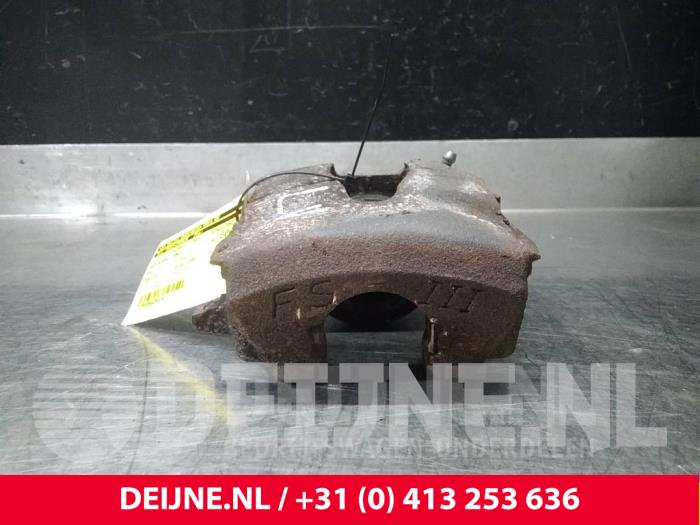 Volkswagen Polo Remklauw (Tang) links-voor O52799