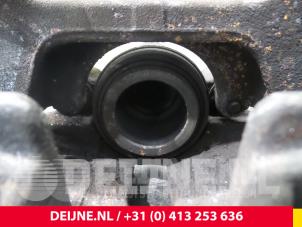 Volkswagen Eos Remklauw (Tang) links-voor O52804 foto 3