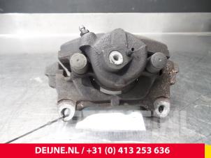 Volkswagen Eos Remklauw (Tang) links-voor O52804 foto 2