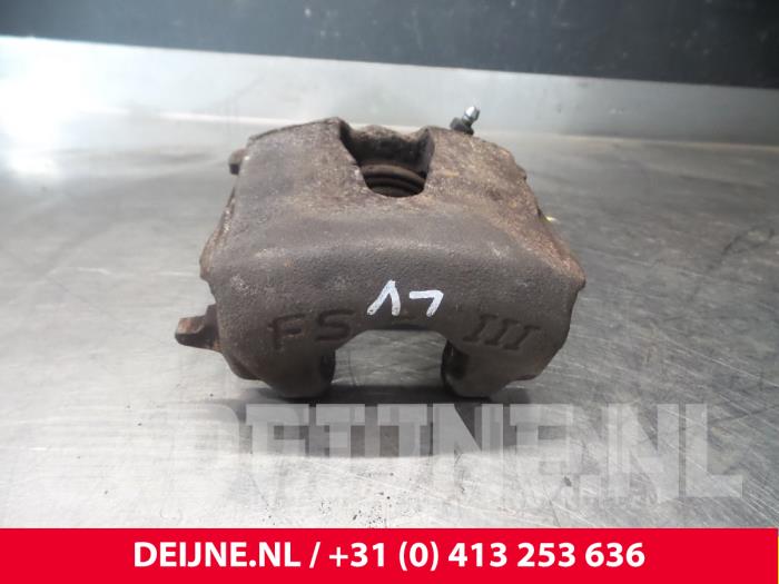 Volkswagen Golf Front brake calliper, left O52833