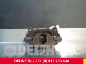 Gebruikte Remklauw (Tang) links-voor Volkswagen Caddy Prijs € 12,10 Inclusief btw aangeboden door van Deijne Onderdelen Uden B.V.