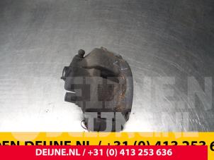 Gebruikte Remklauw (Tang) links-voor Volkswagen Caddy Prijs € 12,10 Inclusief btw aangeboden door van Deijne Onderdelen Uden B.V.