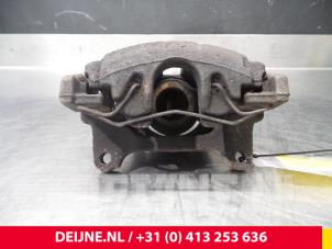 Gebruikte Remklauw (Tang) links-voor Volkswagen Caddy Prijs € 12,10 Inclusief btw aangeboden door van Deijne Onderdelen Uden B.V.