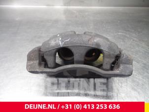 Fiat Scudo Remklauw (Tang) links-voor O52897 foto 2