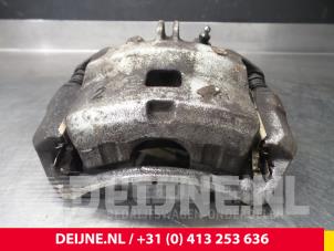 Nissan NV200 Bremszange links vorne O52908 foto 4