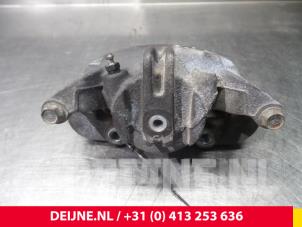 Nissan NV200 Bremszange links vorne O52910 foto 3