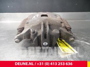 Nissan NV200 Bremszange links vorne O52911 foto 2