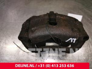 Nissan Cab Star Remklauw (Tang) links-voor O52919 foto 4