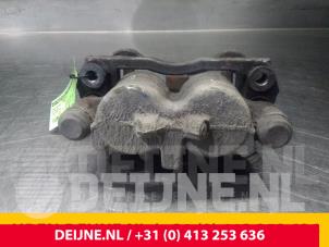 Nissan Atleon Remklauw (Tang) links-voor O52924 foto 4