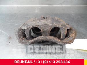 Iveco Daily Bremszange links vorne O52925 foto 2