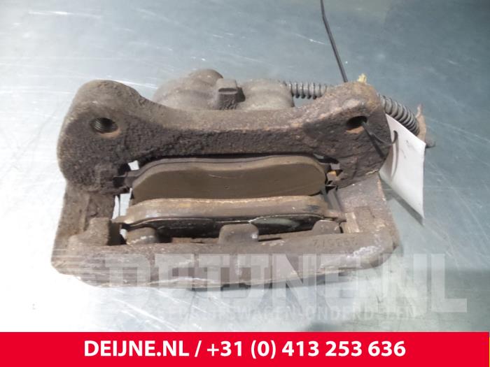 Landrover Discovery Remklauw (Tang) links-voor O52941