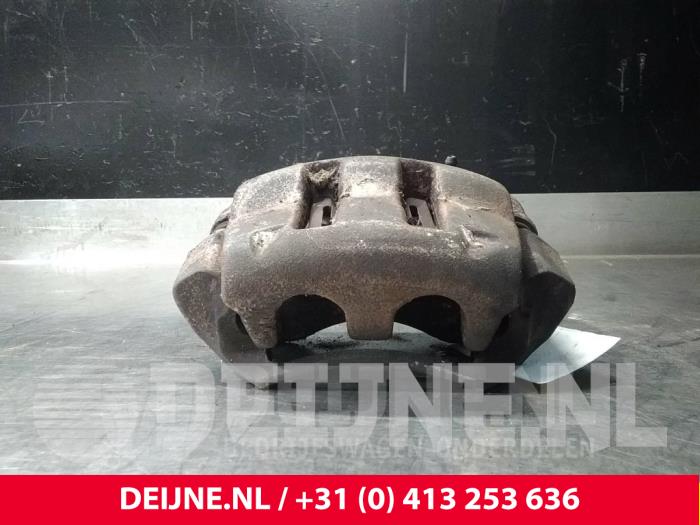 Renault Master Bremszange links vorne O53037