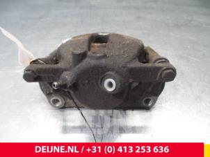 Renault Kangoo Remklauw (Tang) links-voor O53054 foto 2