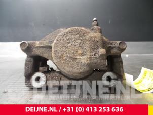 Toyota Hiace Remklauw (Tang) links-voor O53092 foto 2