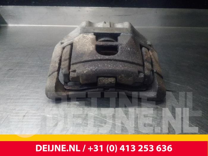 Audi A6 Bremszange rechts vorne O53100