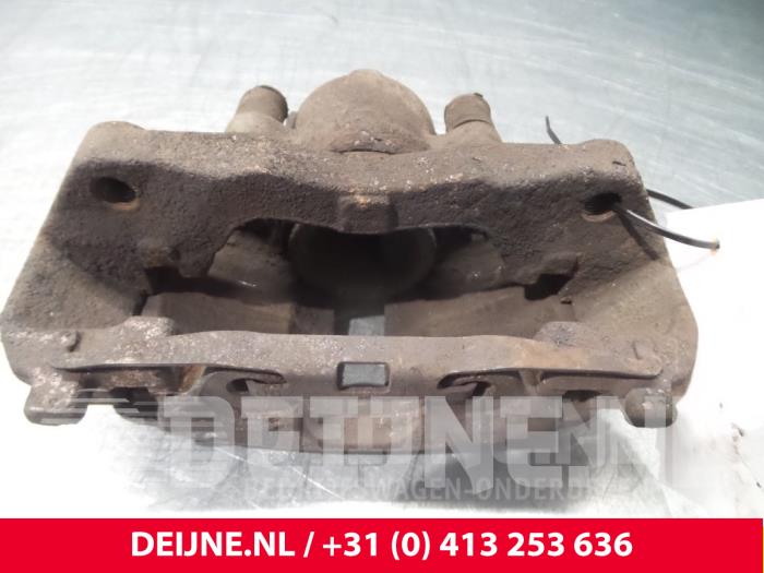 Mercedes Sprinter Remklauw (Tang) rechts-voor O53168