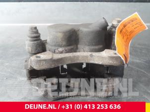 Opel Movano Remklauw (Tang) rechts-voor O53205 foto 3
