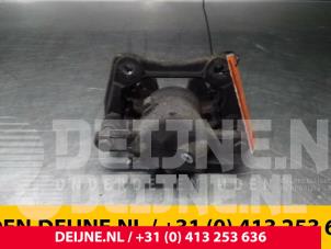 Dacia Logan Remklauw (Tang) rechts-voor O53334 foto 2