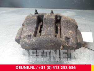 Nissan Interstar Front brake calliper, right O53349 photo 2