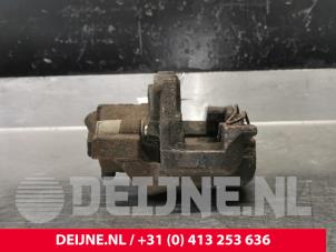 Renault Laguna Front brake calliper, right O53470 photo 3