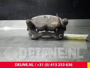 Renault Master Remklauw (Tang) rechts-voor O53480 foto 2