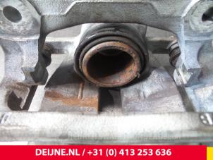 Renault Kangoo Remklauw (Tang) rechts-voor O53492 foto 3