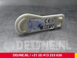 Mercedes Vito Tyre pressure sensor O53700 photo 2