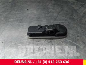 Gebruikte Sensor Bandenspanning Mercedes V (447.8) 2.1 200 CDI, 200 d 16V Prijs € 54,45 Inclusief btw aangeboden door van Deijne Onderdelen Uden B.V.