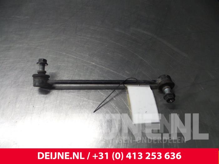 Hyundai H300 Front anti-roll bar O53717