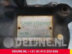 Mitsubishi Canter Lenkgetriebe Servo O54015 foto 2