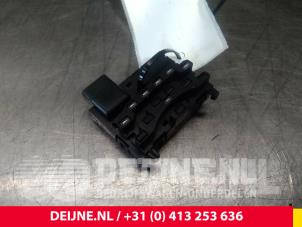 Volkswagen Caddy Steering box sensor O54021 photo 2