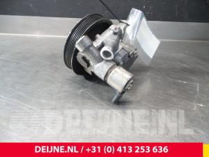BMW 5-Serie Power steering pump O54070 photo 2