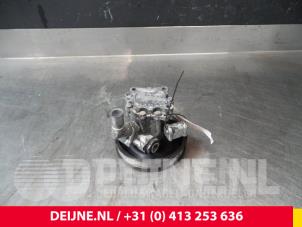 Gebruikte Pomp Servo Mercedes Vito Prijs € 72,60 Inclusief btw aangeboden door van Deijne Onderdelen Uden B.V.