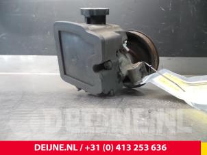 Mercedes Vito Stuurbekrachtiging Pomp O54153 foto 2