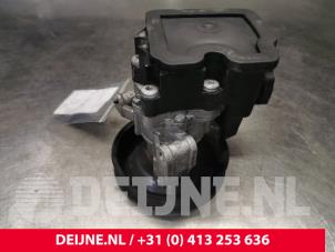Gebruikte Servopomp Mercedes Vito Prijs € 90,75 Inclusief btw aangeboden door van Deijne Onderdelen Uden B.V.