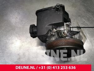 Mercedes Vito Lenkkraftverstärker Pumpe O54156 foto 3