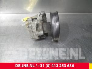 Volkswagen Caddy Power steering pump O54213 photo 2