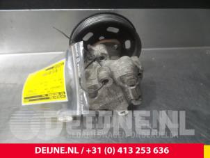 Volkswagen Caddy Power steering pump O54213 photo 3