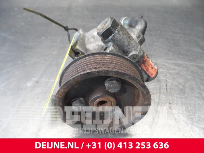 Gebruikte Servopomp Iveco New Daily III 29L10V Prijs € 72,60 Inclusief btw aangeboden door van Deijne Onderdelen Uden B.V.