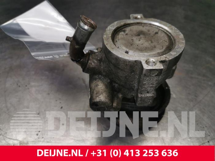 Gebruikte Servopomp Iveco New Daily Prijs € 72,60 Inclusief btw aangeboden door van Deijne Onderdelen Uden B.V.